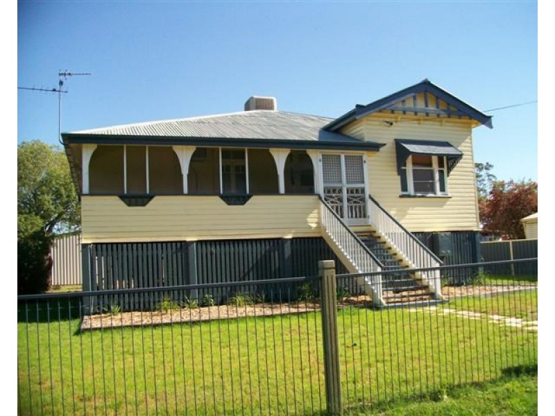 22 Chrystal Street, Roma QLD 4455