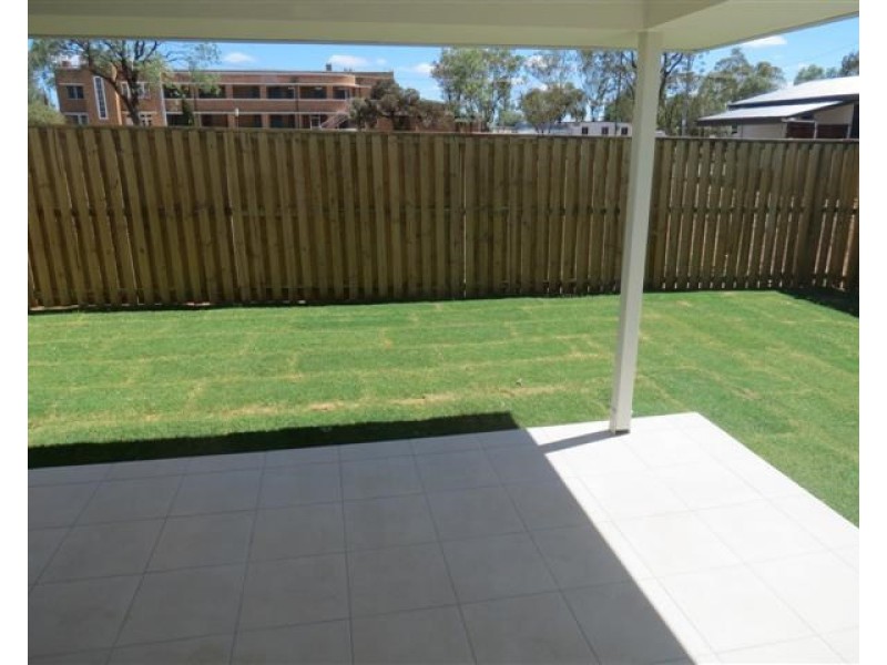 3 Lomandra Avenue, Roma QLD 4455