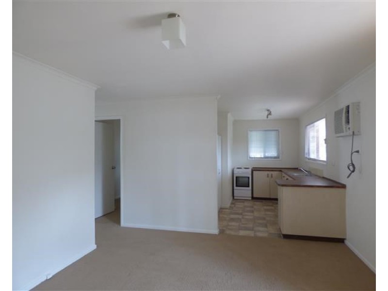 1/76 Hawthorne Street, Roma QLD 4455