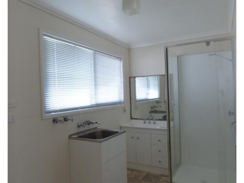 1/76 Hawthorne Street, Roma QLD 4455