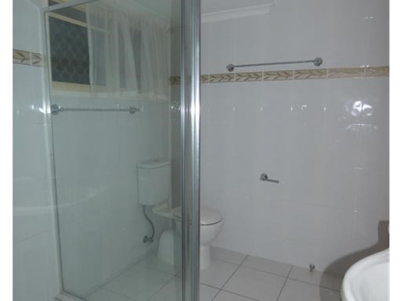 22 Alexander Avenue, Roma QLD 4455