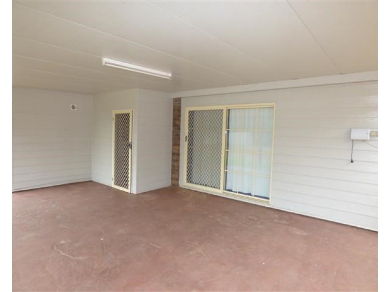 22 Alexander Avenue, Roma QLD 4455