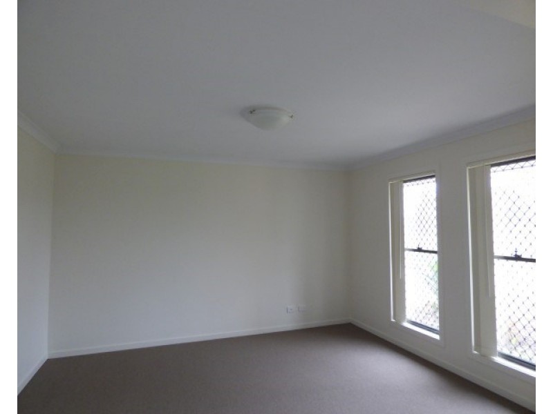 13 Ivy Street, Roma QLD 4455