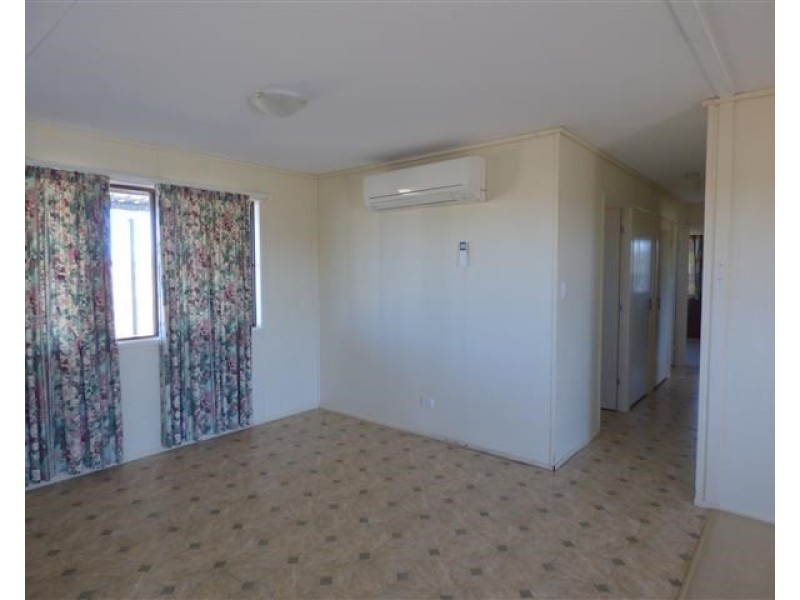 131 Quintin Street, Roma QLD 4455