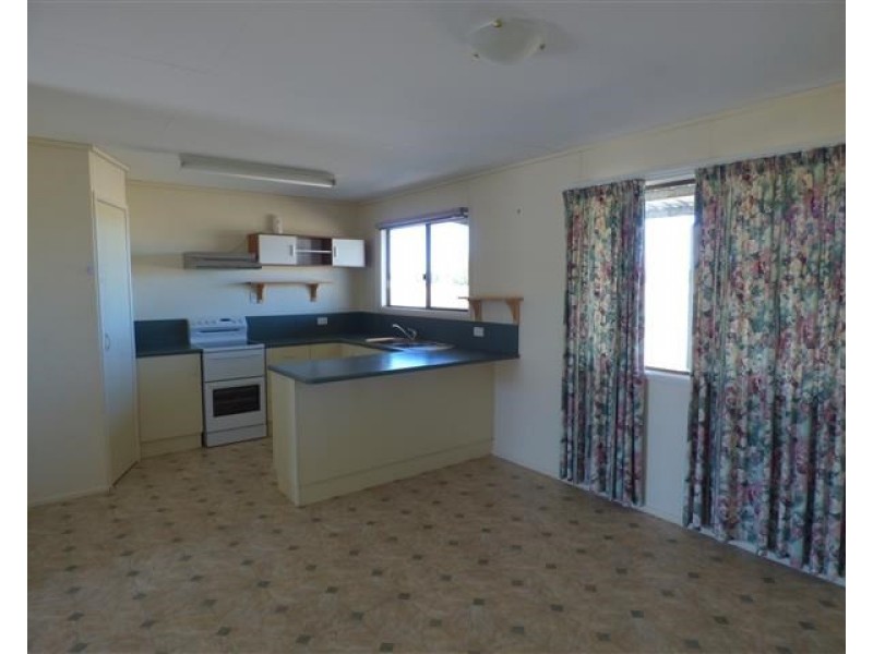 131 Quintin Street, Roma QLD 4455