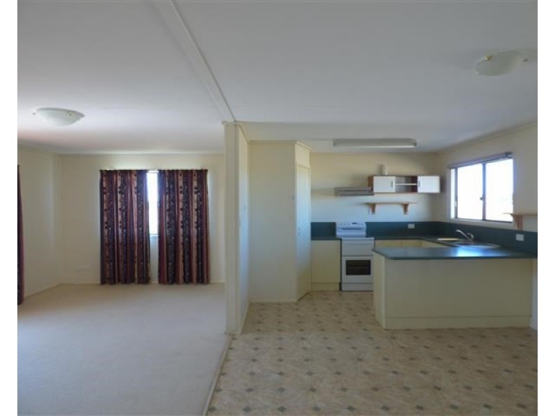 131 Quintin Street, Roma QLD 4455