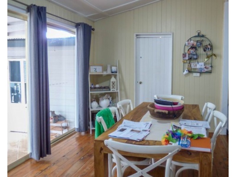 127 Arthur Street, Roma QLD 4455