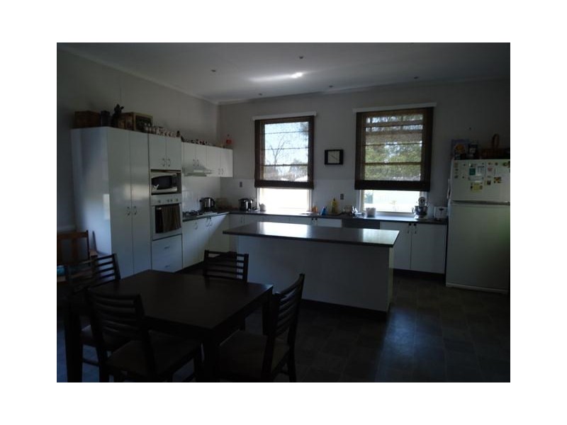 80 Quintin Street, Roma QLD 4455