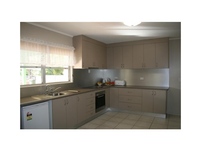 9 Borland Street, Roma QLD 4455