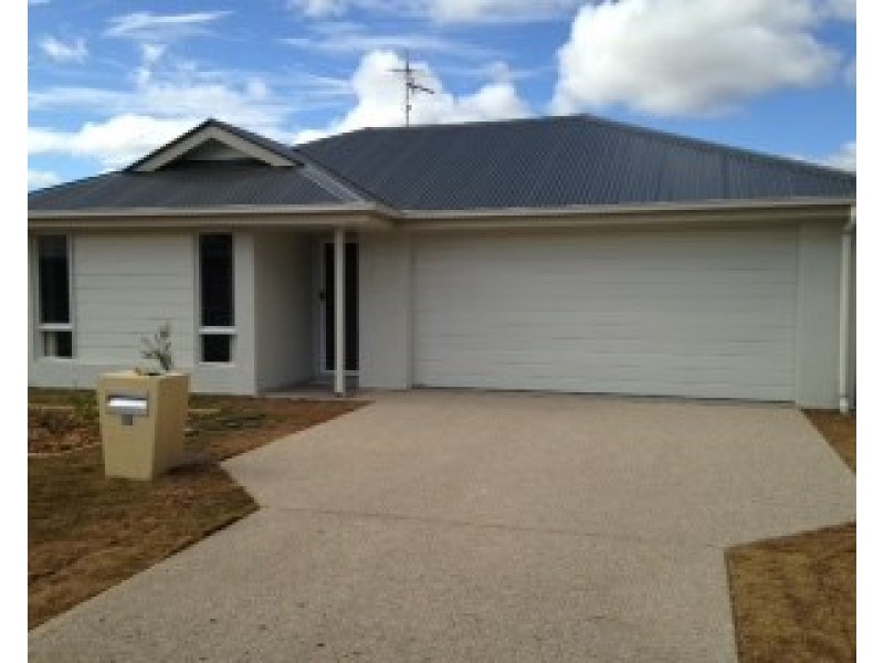 10 Wattle Court, Roma QLD 4455