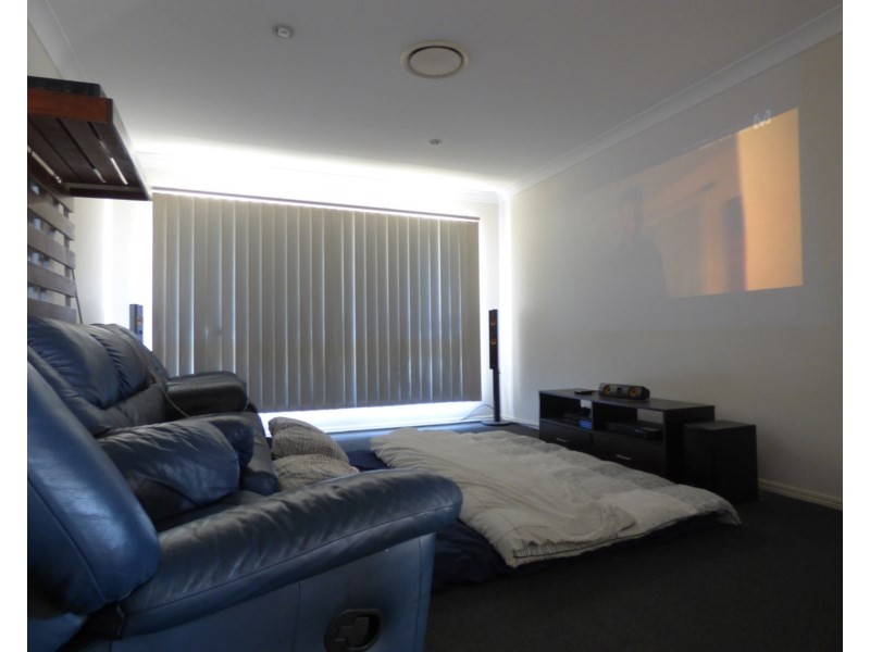 19 Robusta Drive, Roma QLD 4455