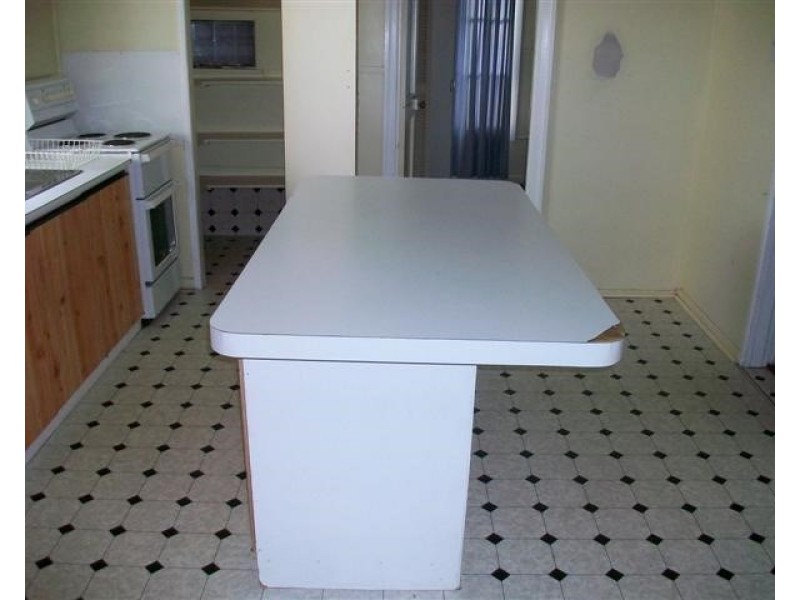 38 Raglan Street, Roma QLD 4455