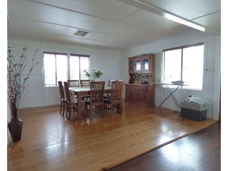 2 Borland Street, Roma QLD 4455