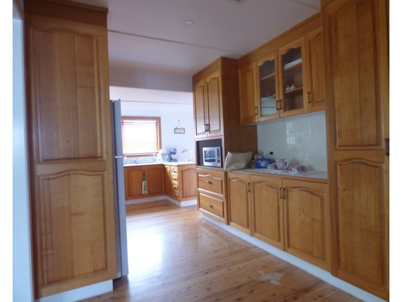 2 Borland Street, Roma QLD 4455