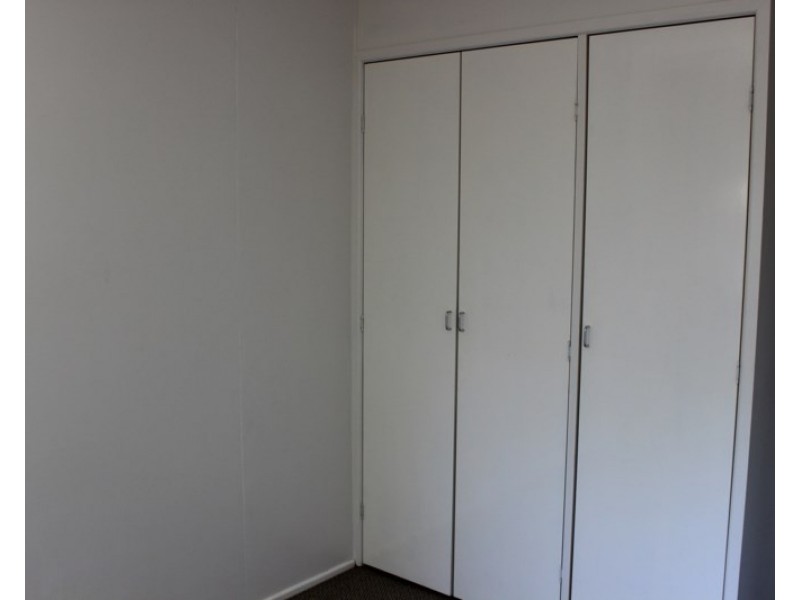 2/14 Duke Street, Roma QLD 4455