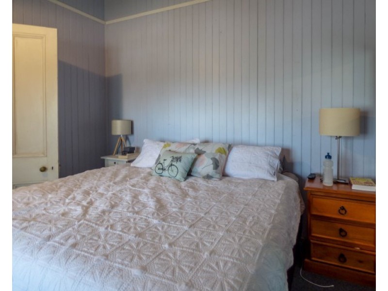 127 Arthur Street, Roma QLD 4455