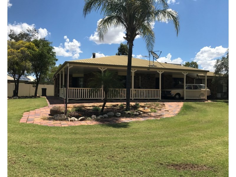 199 Charles Street, Roma QLD 4455