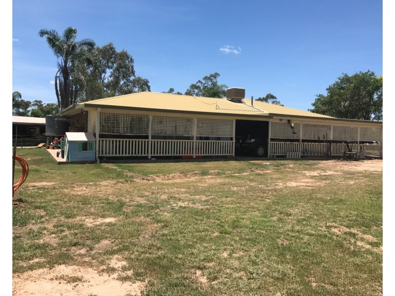 199 Charles Street, Roma QLD 4455