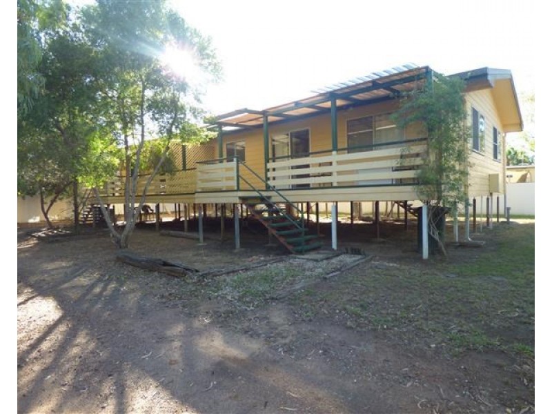 2/11 Tiffin Street, Roma QLD 4455