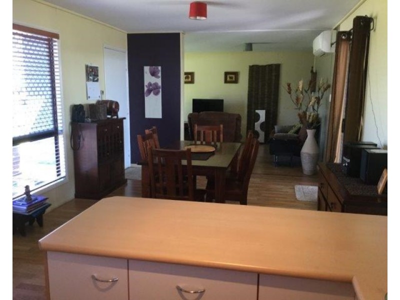 7 Powell Street, Roma QLD 4455