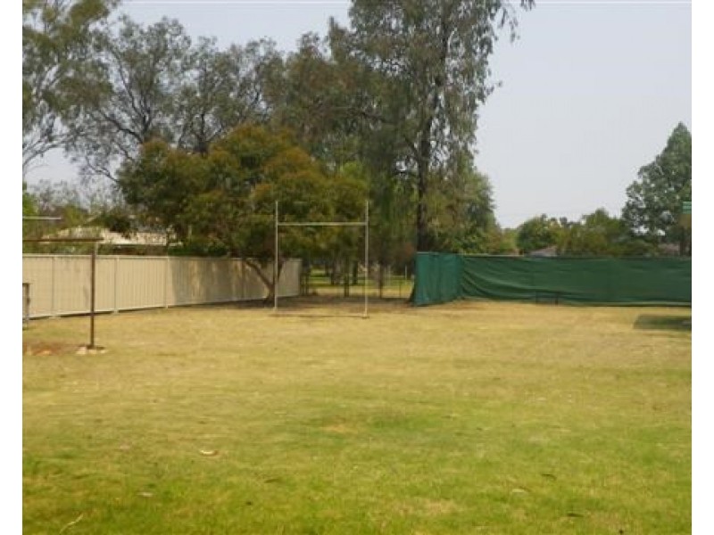 9 Borland Street, Roma QLD 4455