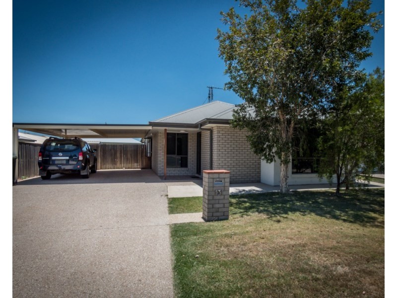 131 Bowen Street, Roma QLD 4455