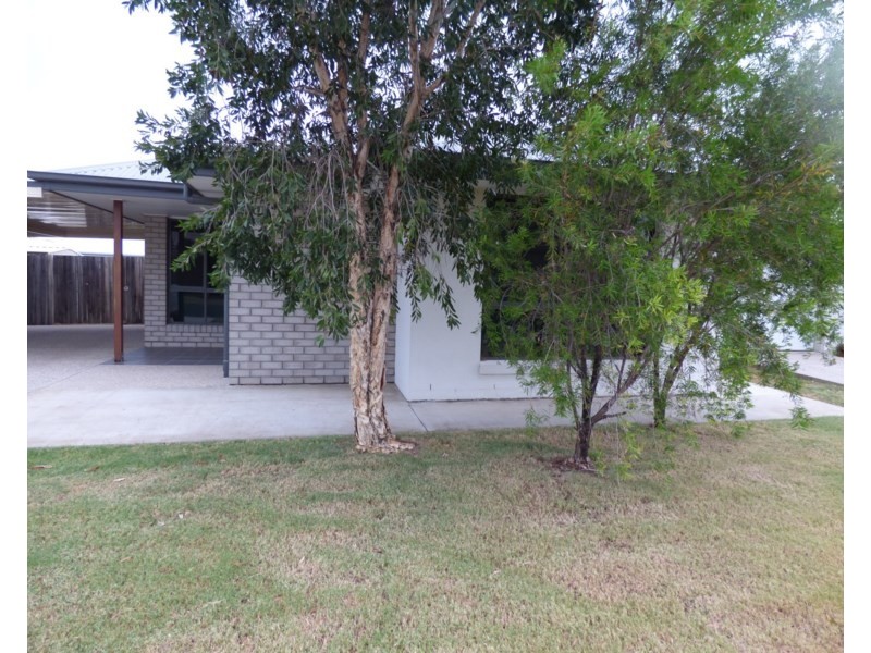 131 Bowen Street, Roma QLD 4455