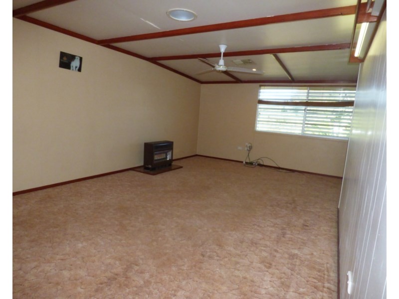 12 Phillip Street, Roma QLD 4455