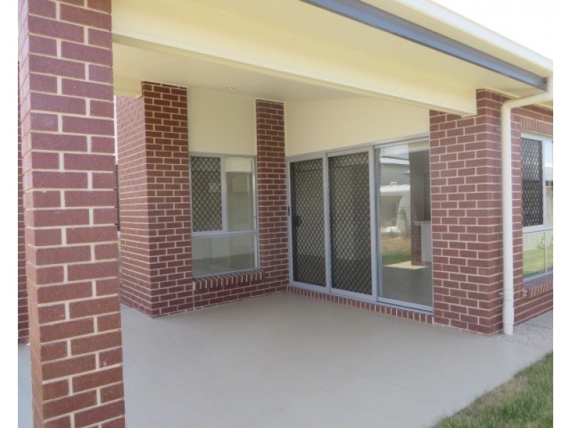 6 Clearview Drive, Roma QLD 4455