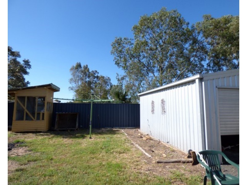 22 McEwan Street, Roma QLD 4455