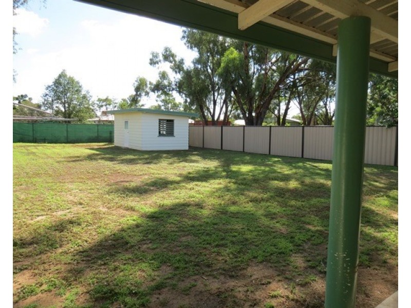 9 Borland Street, Roma QLD 4455