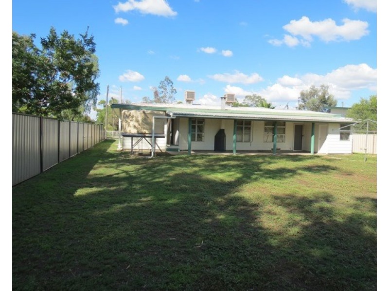 9 Borland Street, Roma QLD 4455
