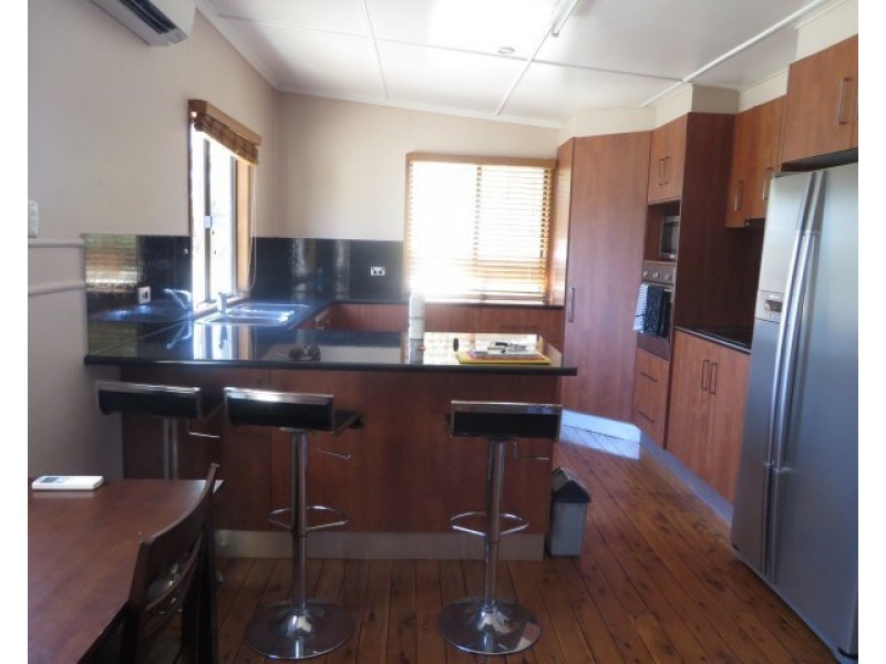 44 Twine Street, Roma QLD 4455