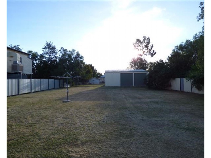 25 Charles Street, Roma QLD 4455