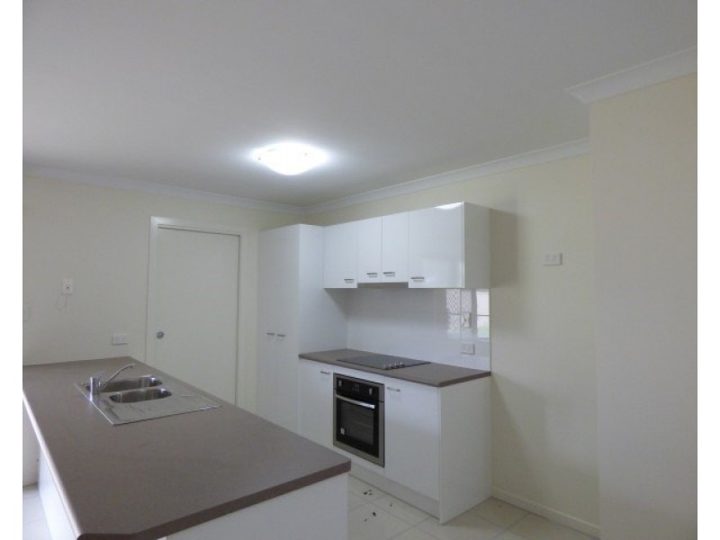 13 Ivy Street, Roma QLD 4455