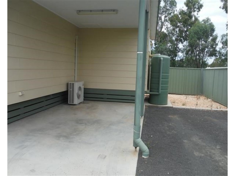 4/22 Mayne Street, Roma QLD 4455