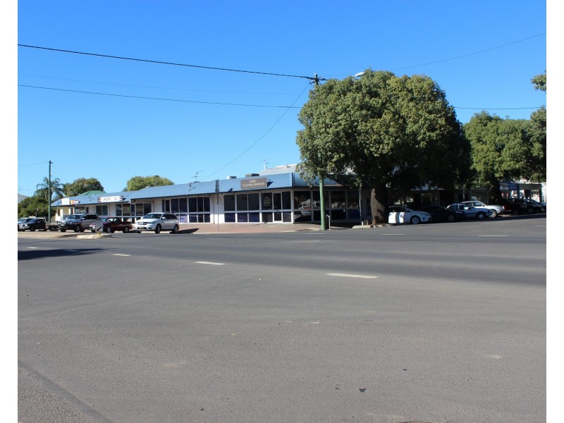 22d Bowen Street, Roma QLD 4455