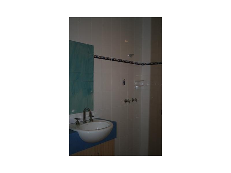 3 Lovell Street, Roma QLD 4455