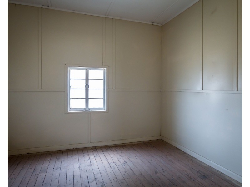 49 Station Street, Roma QLD 4455