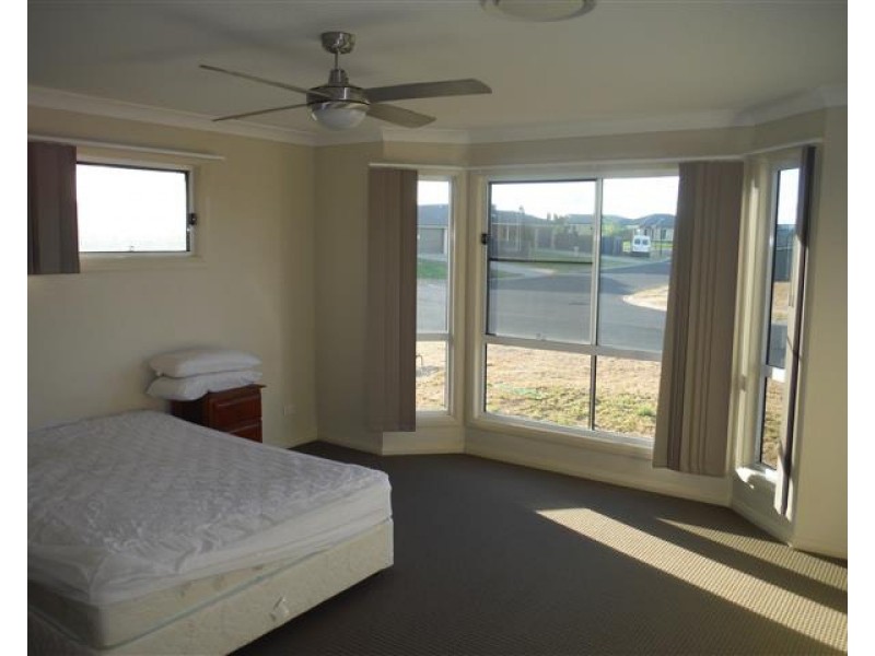 12 Beetson Drive, Roma QLD 4455