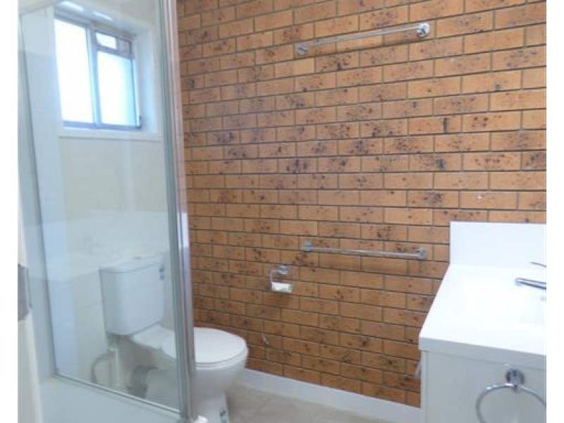 2/28 Elmer Street, Roma QLD 4455