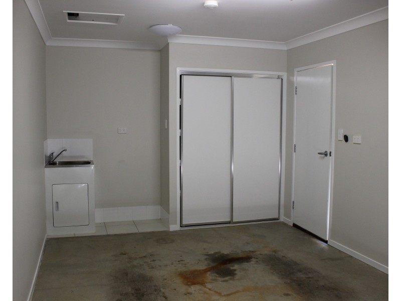 98B Currey Street, Roma QLD 4455