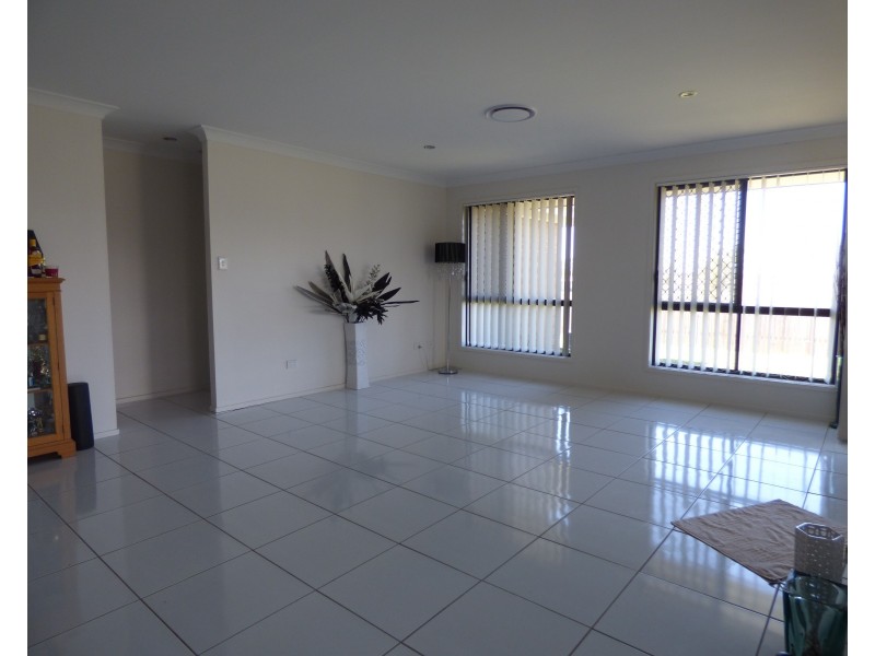 29 Wheeler Drive, Roma QLD 4455