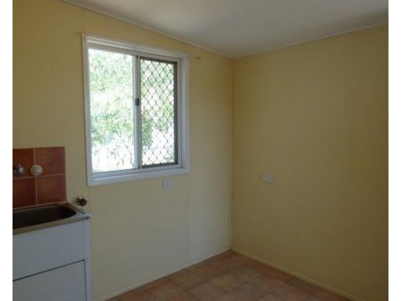 45 Downs Street, Roma QLD 4455