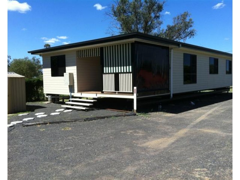 61 Hawthorne Street, Roma QLD 4455