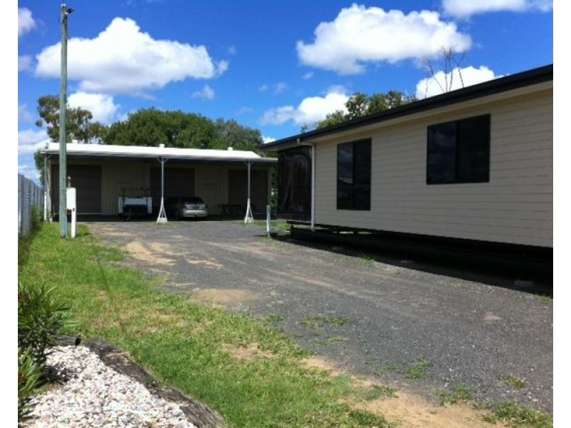 61 Hawthorne Street, Roma QLD 4455