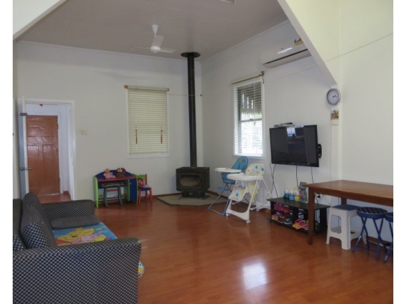 9 Bungil Street, Roma QLD 4455