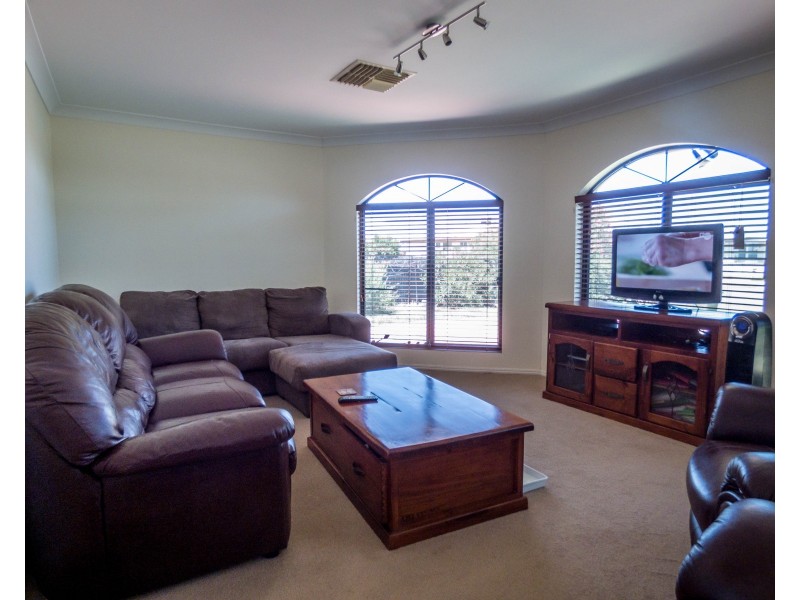 29 Karalee Court, Roma QLD 4455