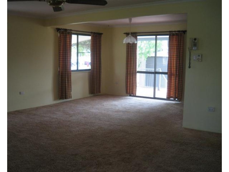 7 Everingham Avenue, Roma QLD 4455