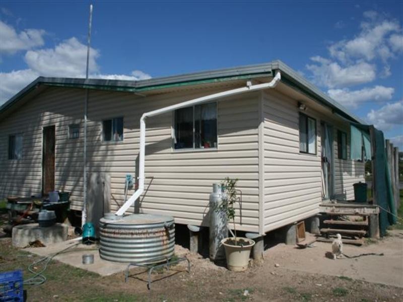 0 WARREGO Highway, Yuleba QLD 4427